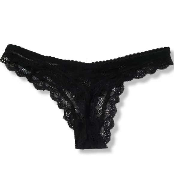COPY - Sexy Woman Lace Thong Panty - Picture 5 of 6
